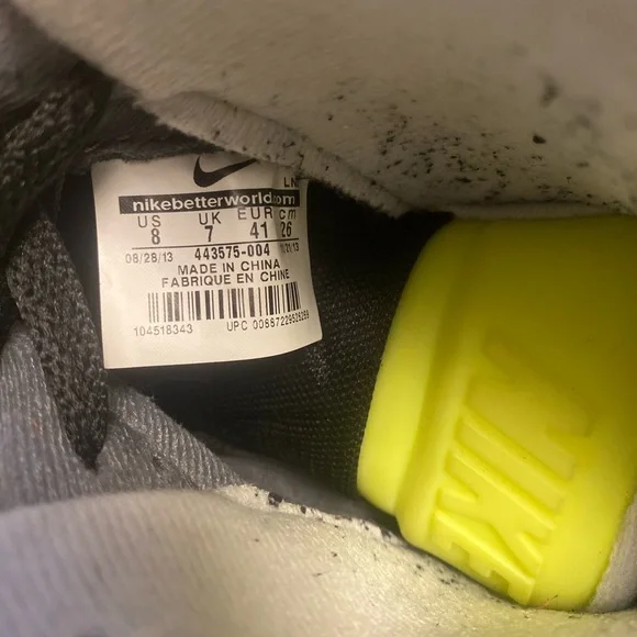 Mens Nike Air Trainer and Neon Green Athletic Shoes - Picture 12 of 15